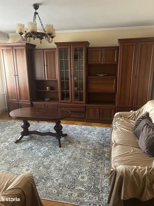 Inchiriere apartament 3 camere