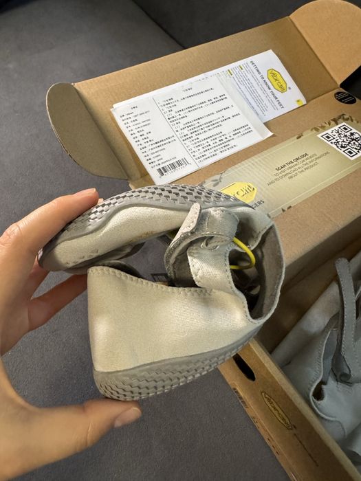 Новые Vibram fivefingers V-soul размер EU41