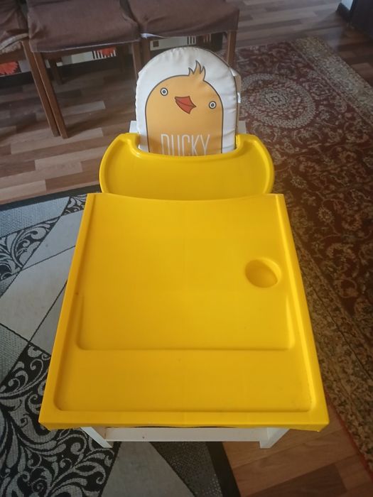 Продам детский стол
