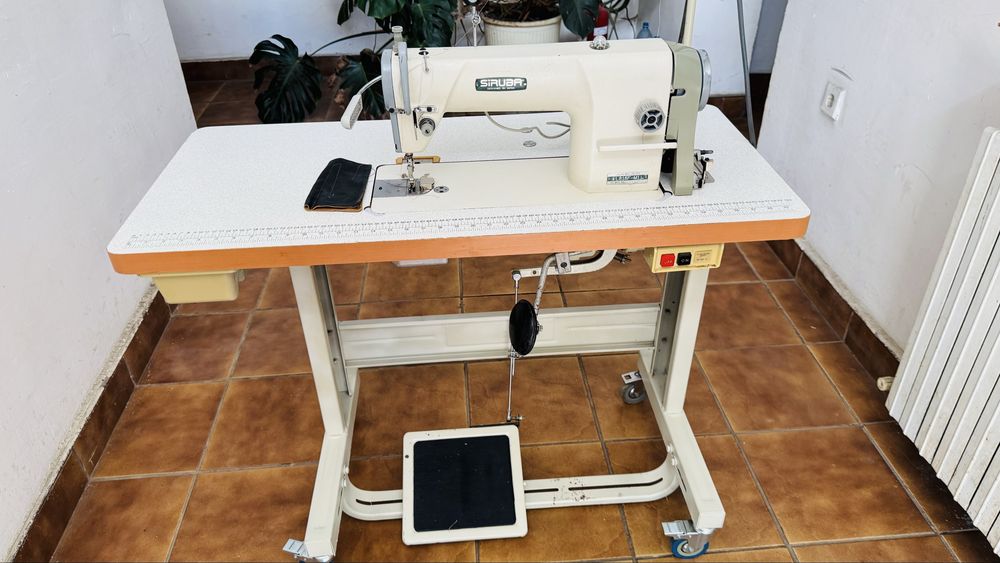 Masina de cusut industriala ca noua