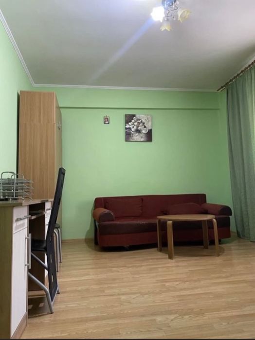 Închiriez garsonieră, zona Coral Plaza!!