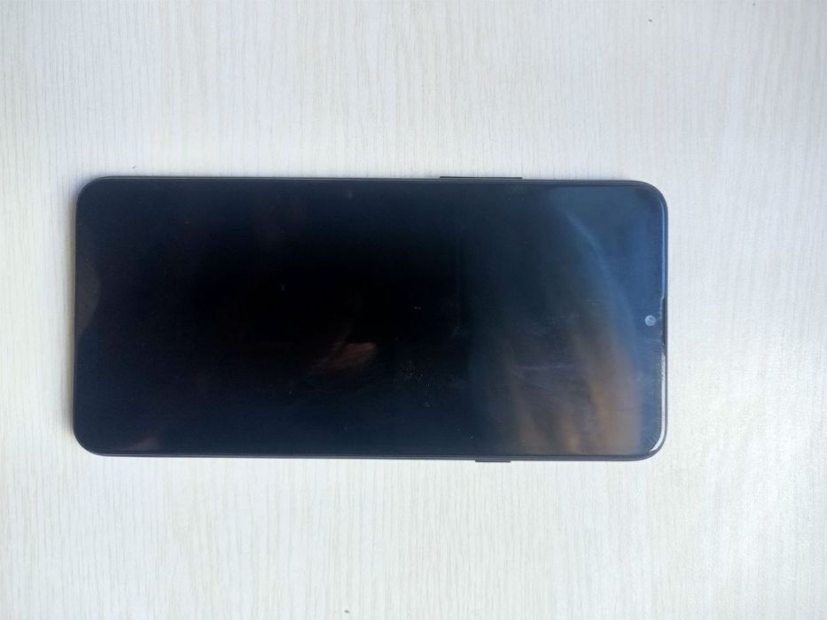 Samsung 20s holati zor narxi 600 000 kelishiladi