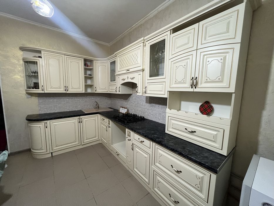 Кухнонный горнитура угловой