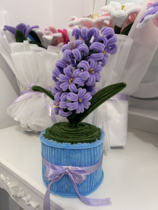 Buchete din sarma plusata