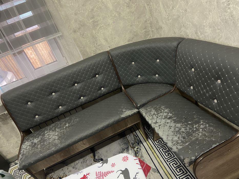 Продам кухонный уголок