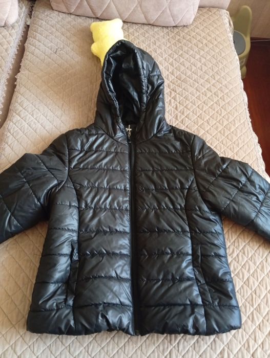 Продам зимние куртки