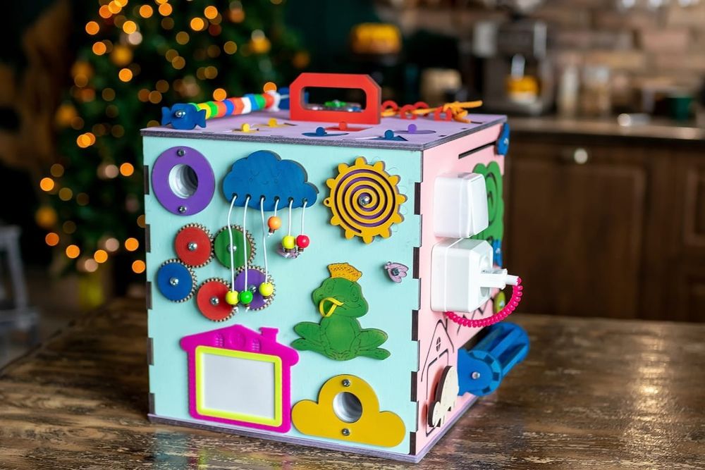 Продам детский бизиборд