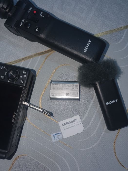 Sony foto va video apparat blogerlar uchun