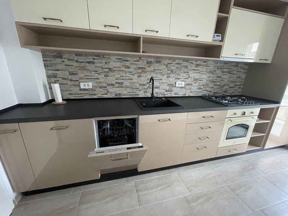 INCHIRIERE  Apartament 2 camere + parcare / Grand Kristal Metalurgiei