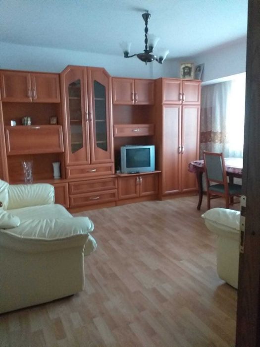 Apartament 2 camere de închiriat ,vizavi de Spitalul județean Neamț