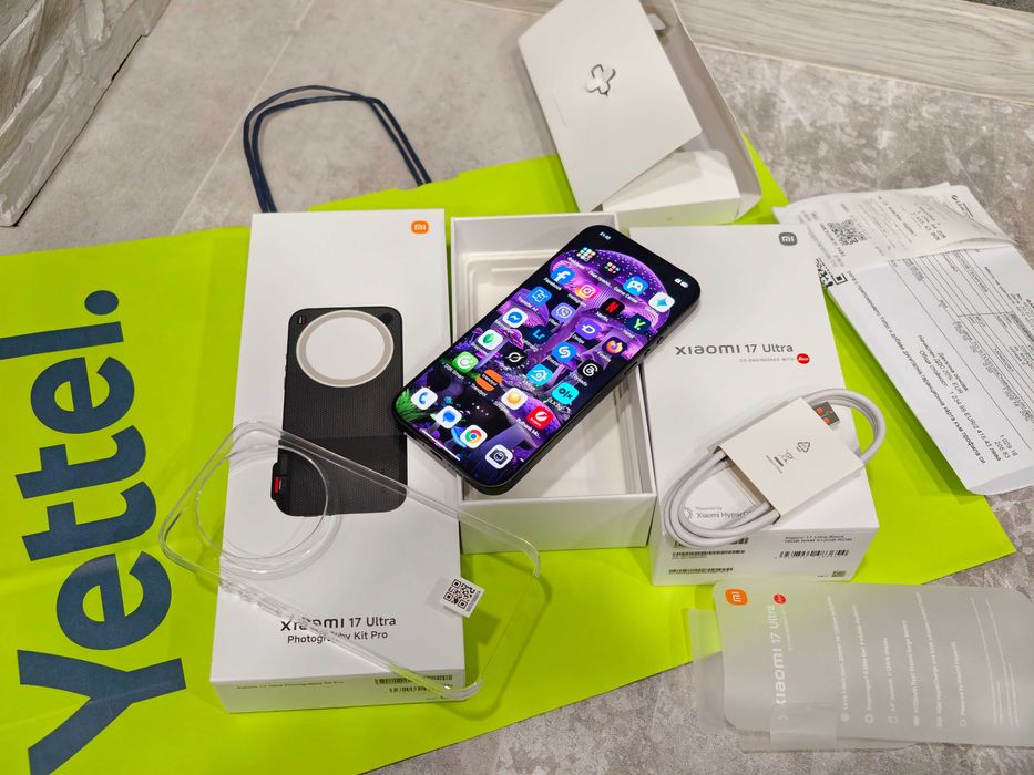 Xiaomi 17 ultra , black - 16g.b.  RAM -512 ROM