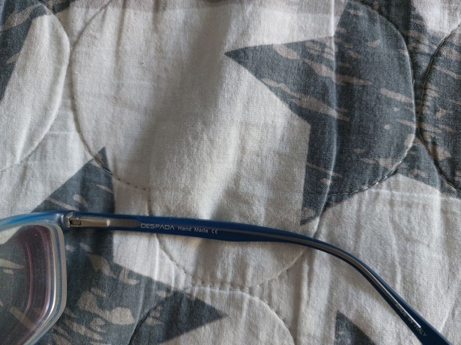 Продам оправу для очков