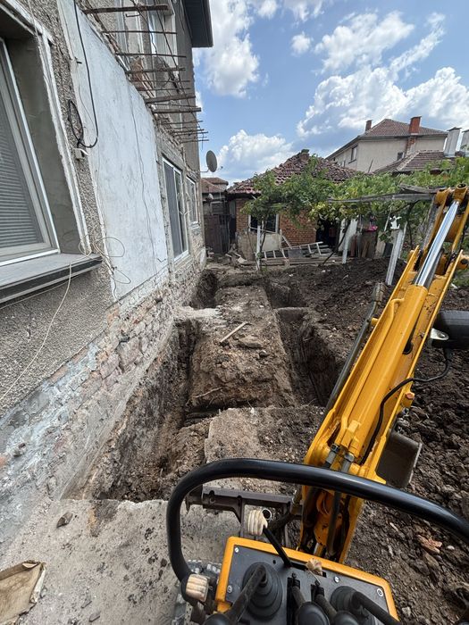 Услуги с мини багер и дъмпер 1 тон