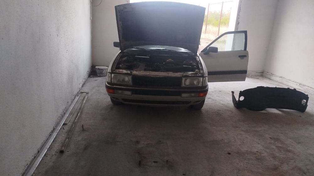 Audi 80/90 седан