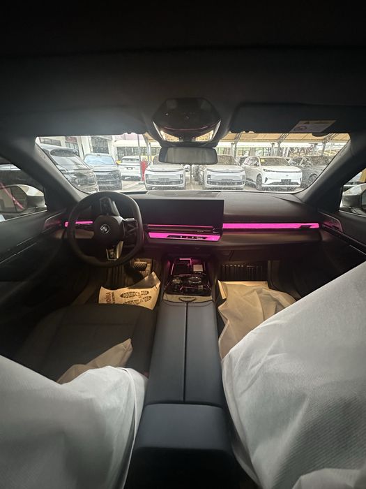 BMW i5 35L eDrive 2024 с пробегом в наличии