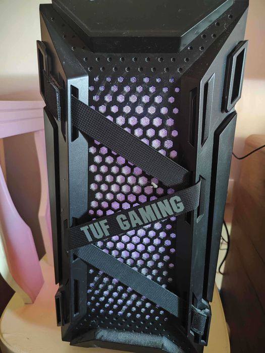 Sistem Desktop Gaming MYRIA TUF V2 + cadou tastatură mecanica – ca nou