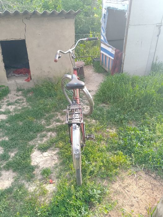 Продаю велик целый