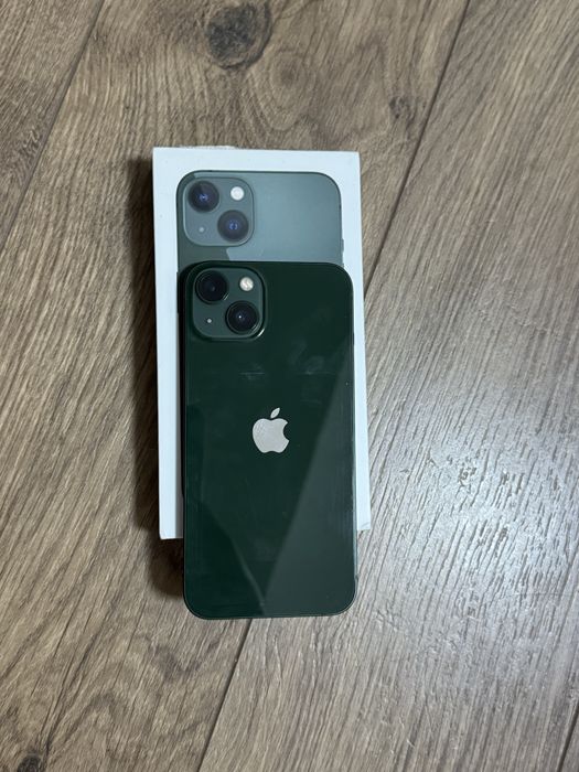 iPhone 13 с коробкой