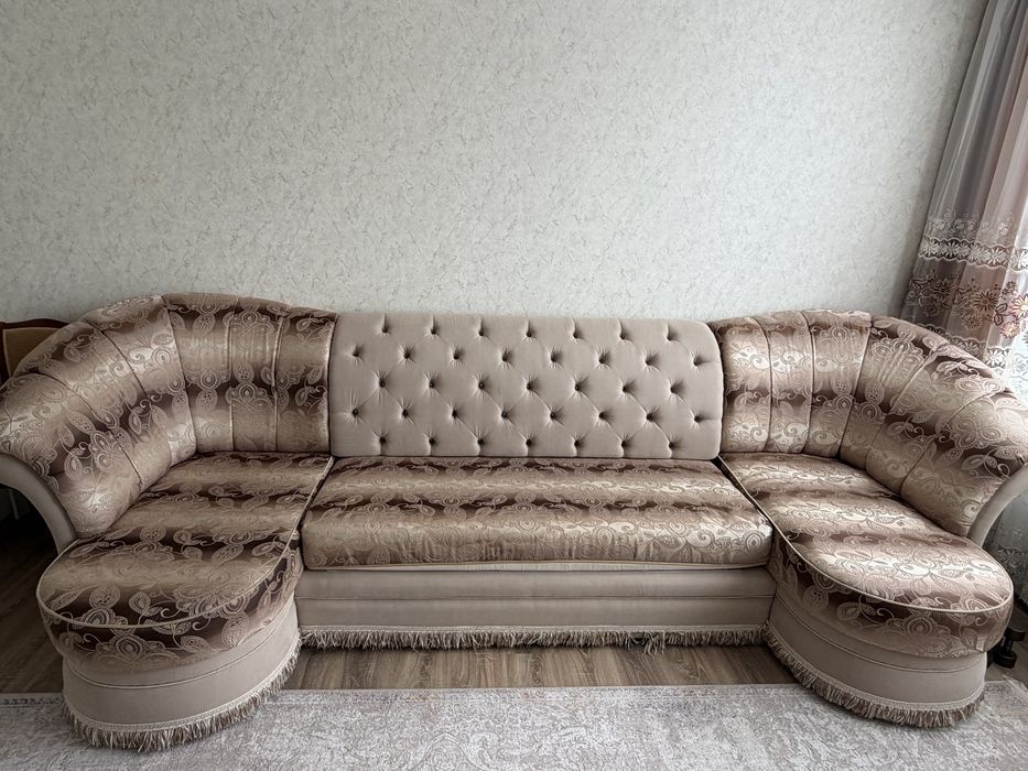 Срочно продам диван