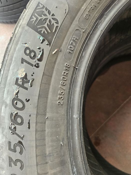 Гуми 235/60/18 2бр.