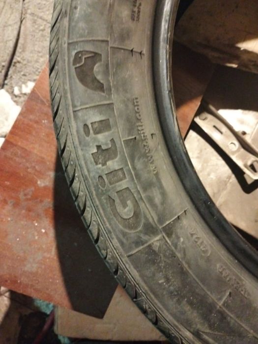 Продам Шины 225/55/R19