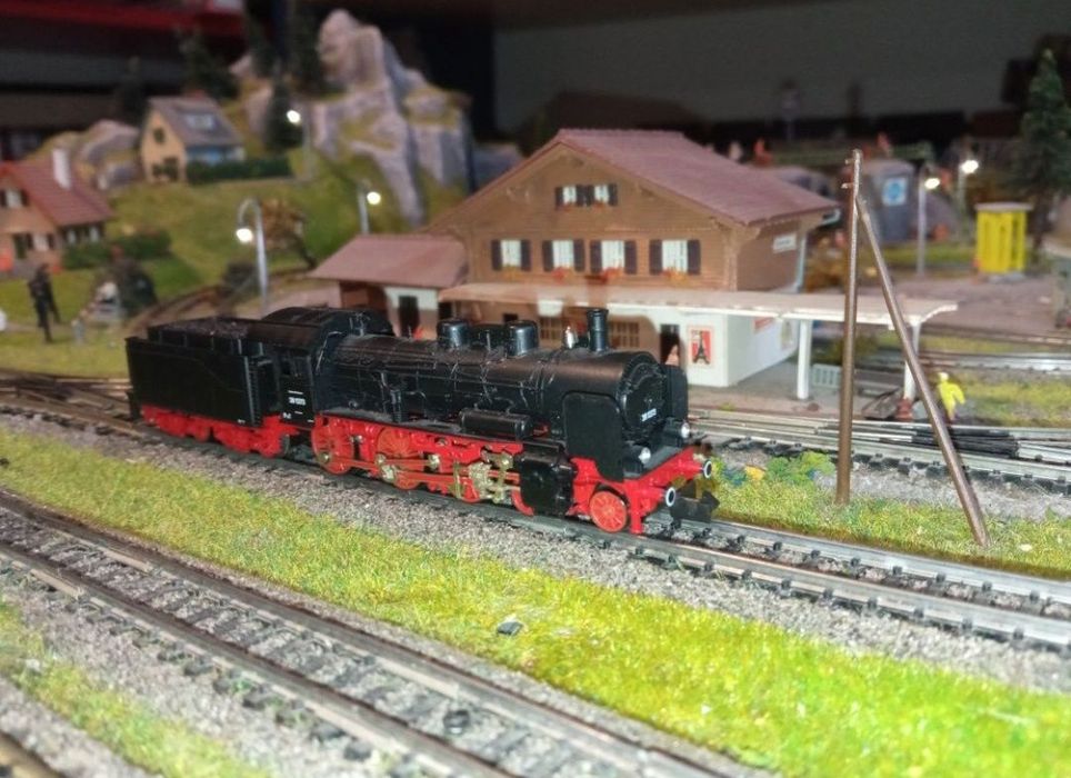 Locomotivă Arnold BR 38 la scara N, cu lăţime de 9 mm