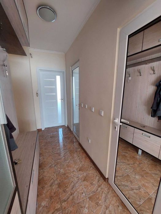 Продава се Тристаен апартамент в Варна, Център - 85 кв.м за 2106 €/кв.м - Снимка #3