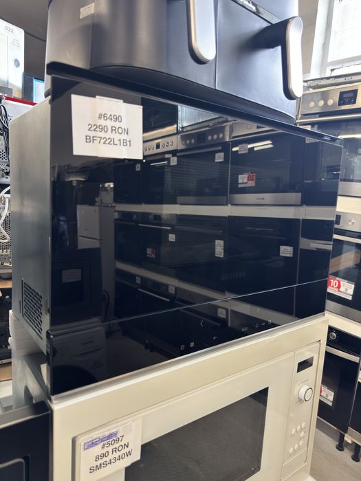 Cuptor cu microunde încorporabi Siemens BF722L1B1