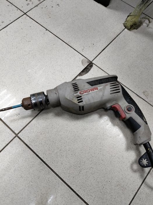 Дрель Crown ЖанТаС ломбард Астана