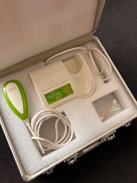 Козметичен апарат за анализ на кожата