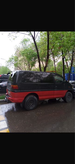 продаю  машину