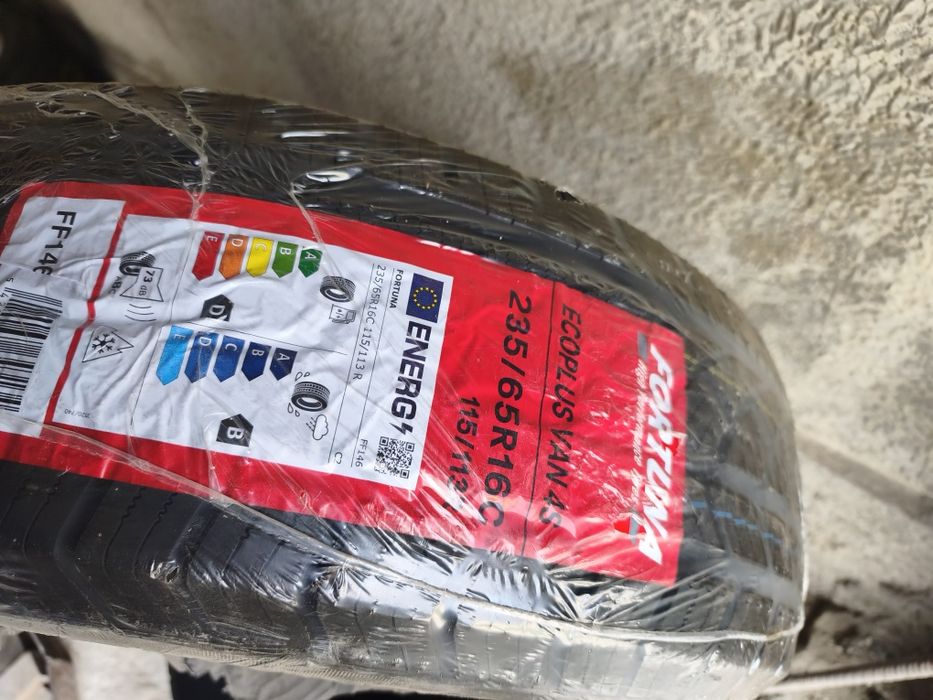 Нови гуми 235/65R 16C