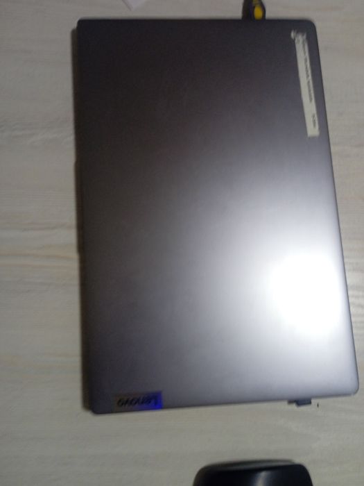 Noutbuk Lenovo GH