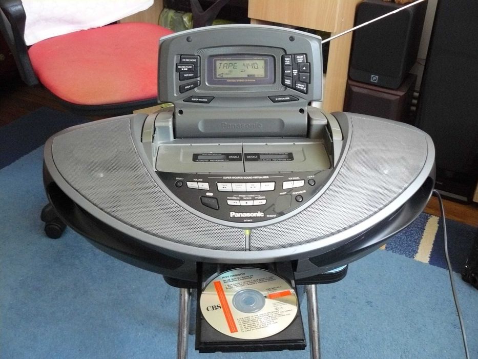 Radiocasetofon Cd Panasonic rx ed 707 si Akai