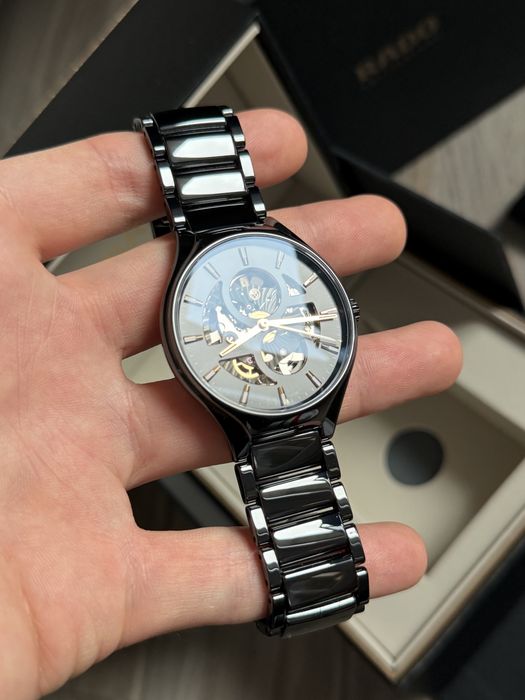Керамичен часовник Rado True Round Open Heart 40mm