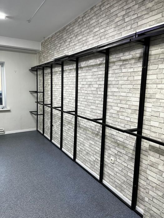 Продам настенное  вешало под одежду