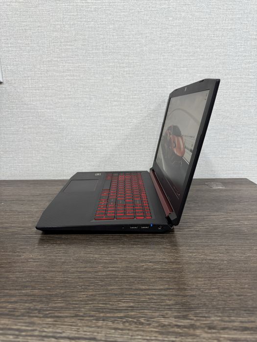 Мощный Acer Nitro-5 Ryzen-5 (Аналог intel Core i7) RX560 DDR5 Графика!