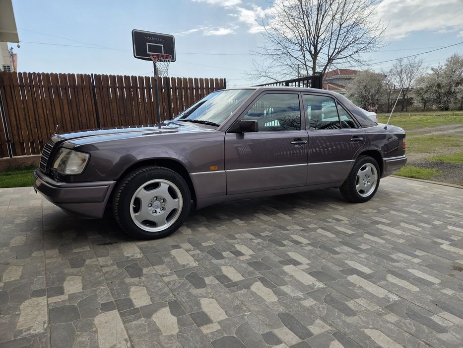 MERCEDES-BENZ E-Class 1994 — imagine 5