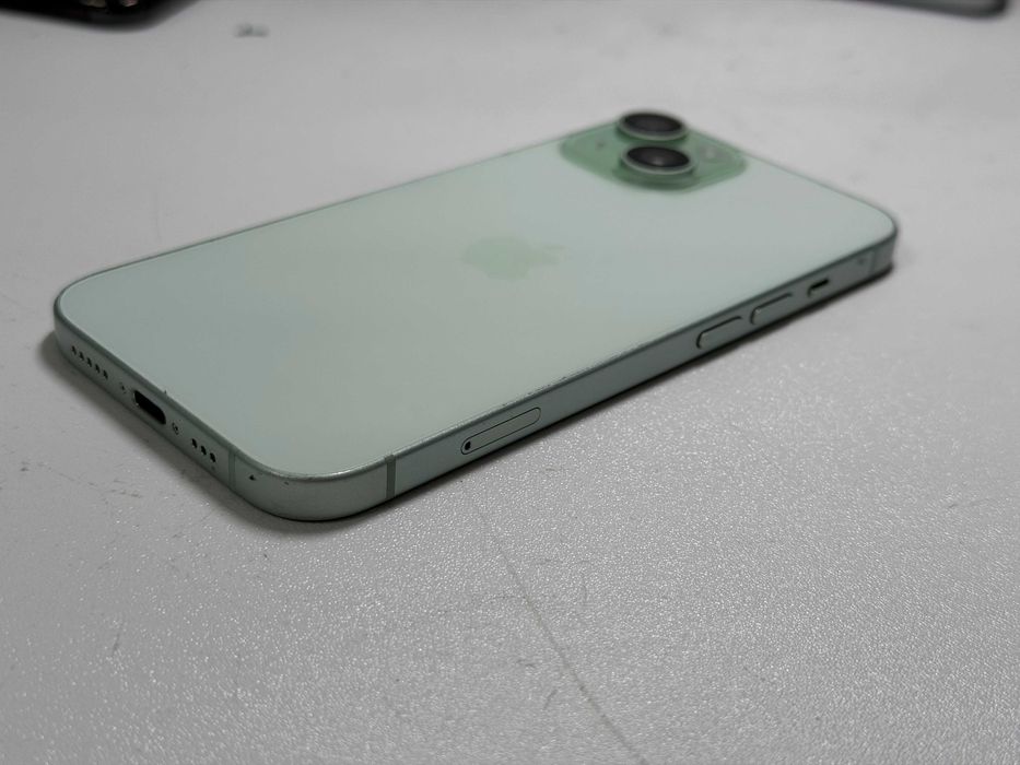 iPhone 15, Green, 128Gb, Liber de retea | Cod - G1009