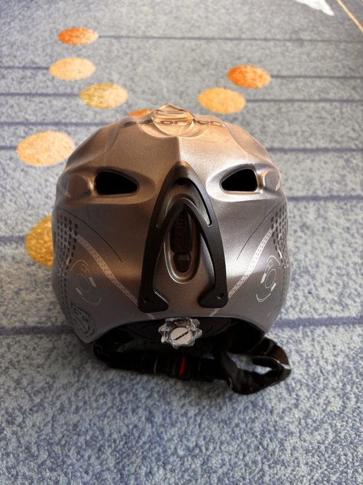 Ски каска Alpina