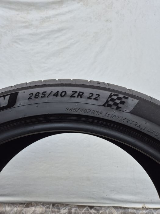 2бр 285 40 22 Michelin летни 25г