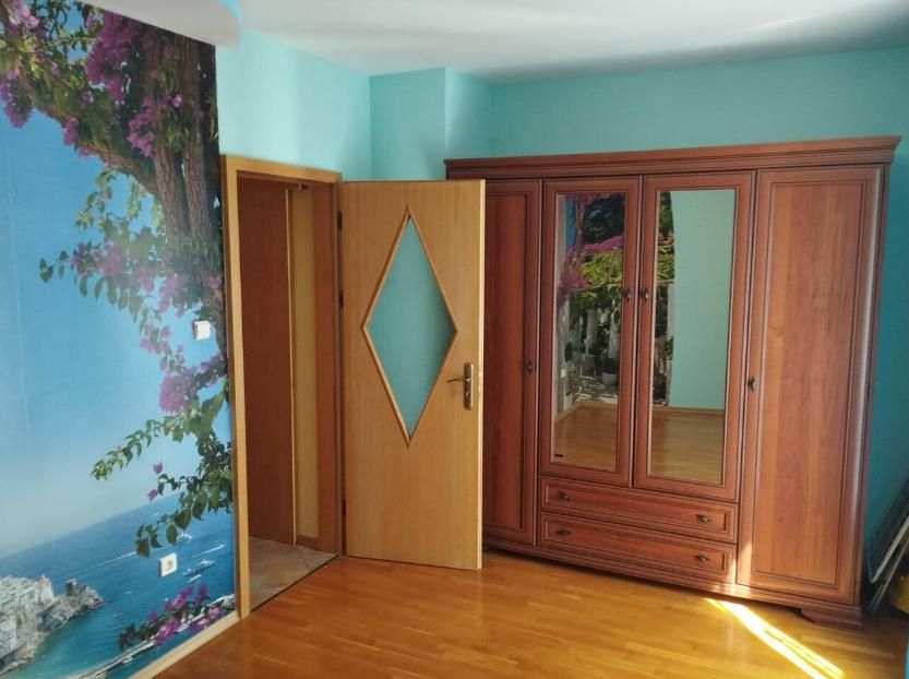 Дава се под наем Тристаен апартамент в Пловдив, Център - 103 кв.м за 650 € - Снимка #2