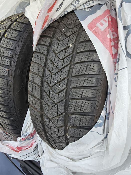Anvelope Iarna Pirelli SottoZero 3 225/45 R17 94H
