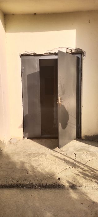 3 xonali dom sotiladi