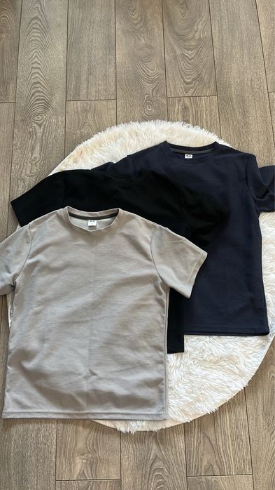 Футболки L размер,ВСЕ ВМЕСТЕ 3к