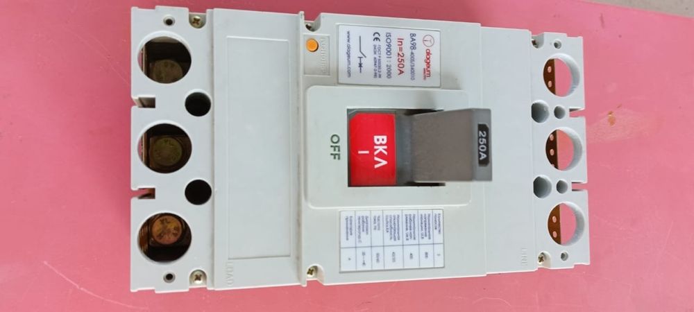 Автоматически выключатель 250А