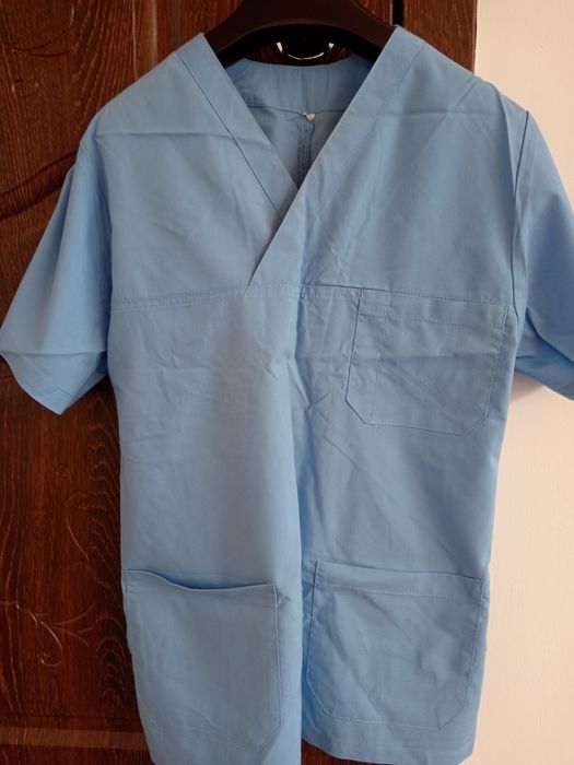 Медициналық форма көгілдір түсті