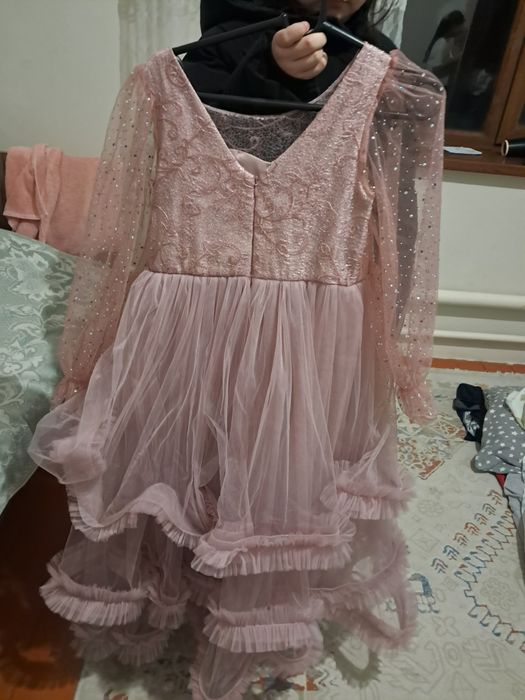 Продаётся платье