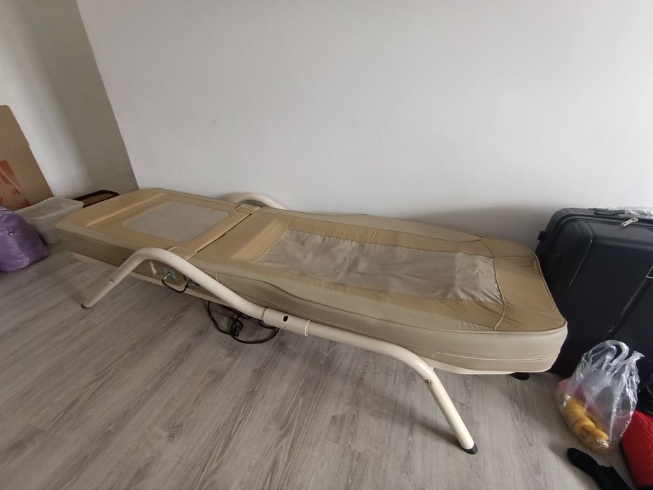 Продам кушетку серагем, массажная