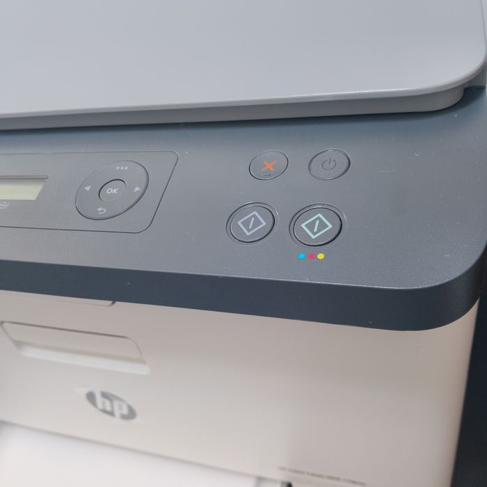 Принтер Лазерный hp цветной
